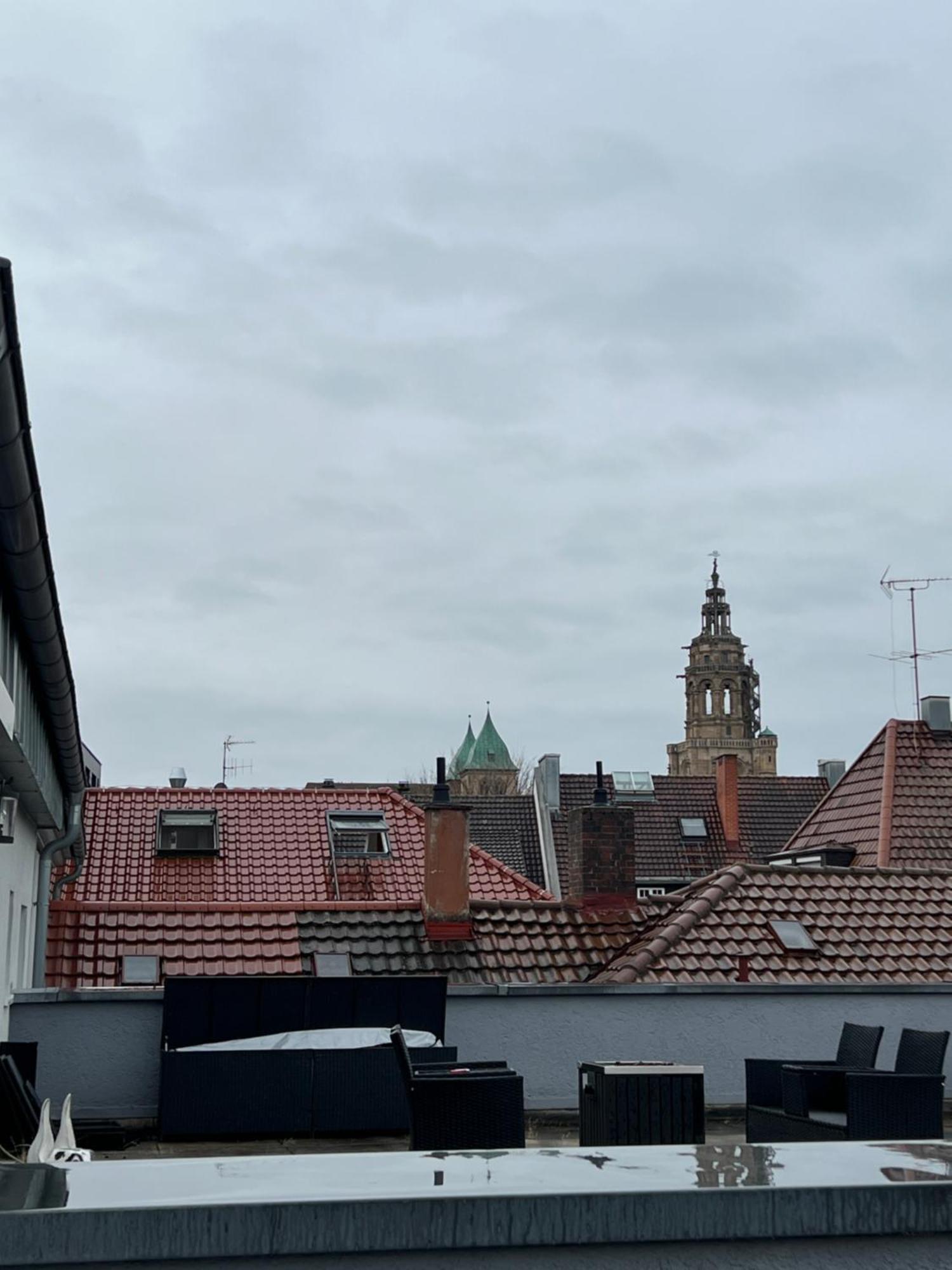 Apartment 5 *